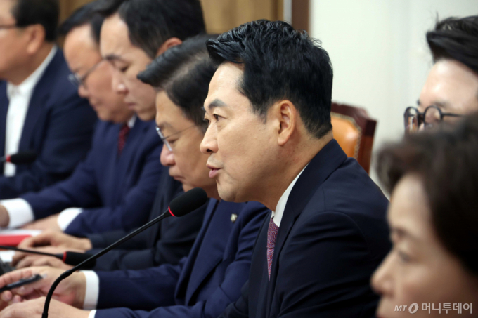 장동혁 "징계 요청 사안 전반적으로 검토…지도부 흔들기 바로잡아야"