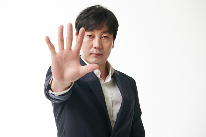 "1승 제물 착각이 부른 참사" 송종국이 본 남아공전 완패 "패싱 게임 실종... 지고 있는데 왜 전술 변화 없나" [★월드컵 인사이트 송종국④]
