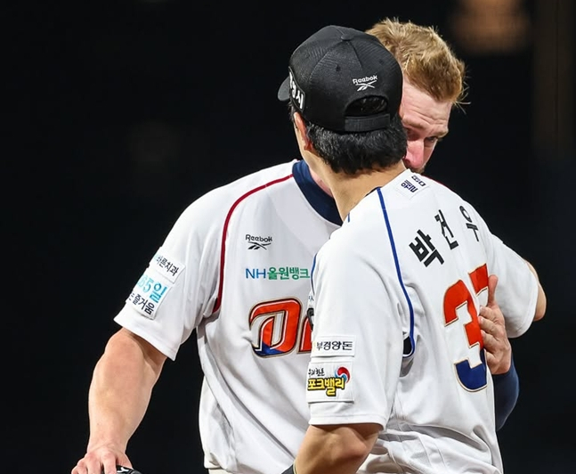 '데이비슨보다 1살 형' 펑펑 울었던 박건우피셜 떴다! "짜식이 키움 가더라→잘된 일"
