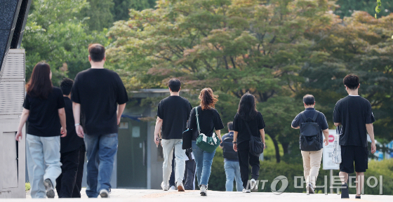 "삼성전자, 성과급 지출로 2분기 영업이익 기대치 하회할 것"-키움