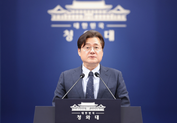 靑, 유시민 '재건축론'에 "재개발도 있어…국민이 결정할 문제"