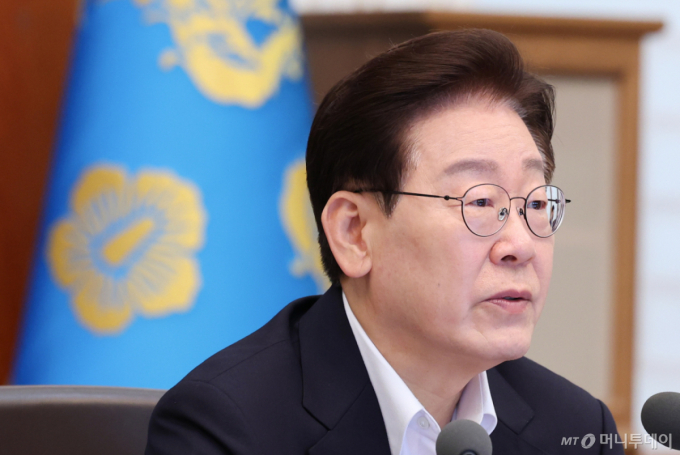 李 '서남권 반도체 클러스터'에 "균형발전 위해 다행스러운 결과…호남 차별 사실"