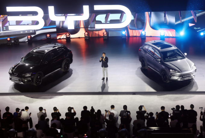 7월부터 BYD 전기차 보조금 못 받는다…테슬라 보조금은 유지