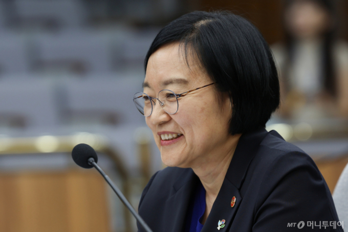 이재명 대통령, 한성숙 총리 임명안 재가…역대 두 번째 여성 총리