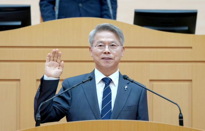 민형배 초대 통합특별시장, 무안 청사서 '압도적 성장' 새 역사 문 열어