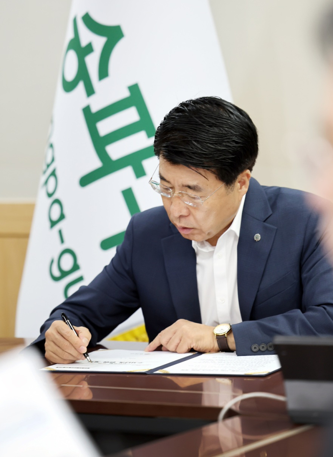 '민선 9기' 서강석 송파구청장…1호 결재 '잠실5단지 사업계획인가'