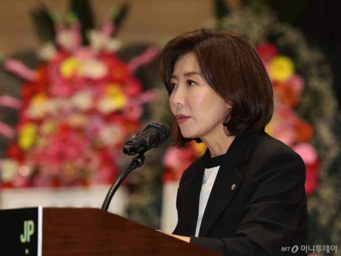 나경원 "대통령, '건폭' 두둔하고 면죄부…폭력도 정당화하나"