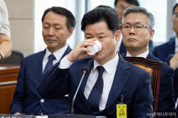 경찰 "올림픽 공원은 미신고 집회…기존과 성격 달라 대응 고민"