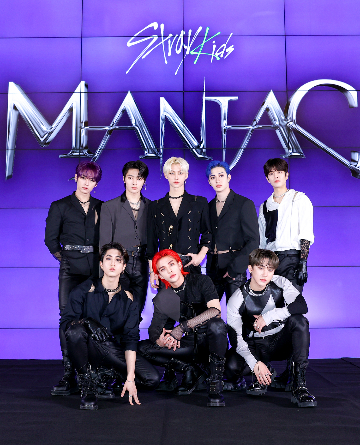 스트레이 키즈 '오디너리'·'에이트', 스포티파이 10억 스트리밍 돌파