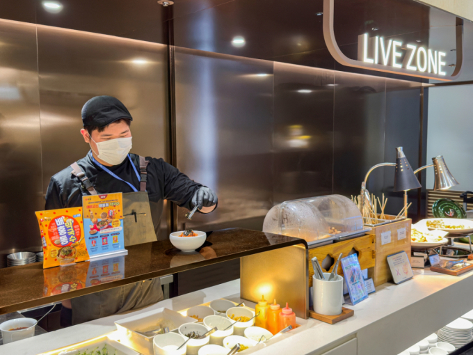 "출국 전 시원한 막국수"…농심, 인천공항 라운지서 배홍동막국수 선봬