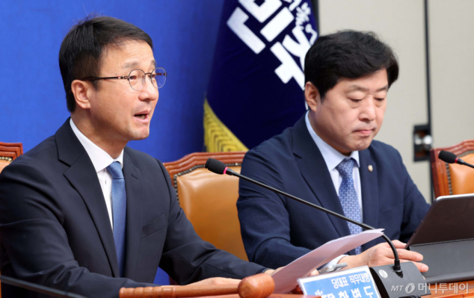 與, '5·18 폄훼' 지탄…"진보·보수 떠나 사람이라면 해선 안 될 일"