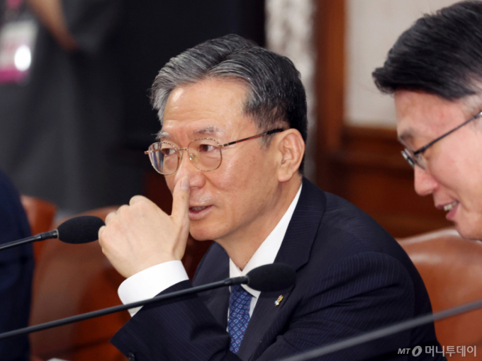 전자발찌 차도 불안불안…'고위험 대상자' 법무부·경찰이 함께 감시한다