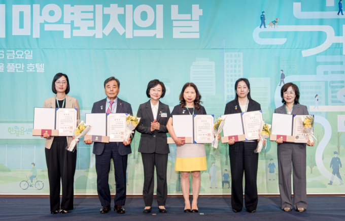 덕성여대 약학대 교수, 마약류 동시 분석법 연구로 국무총리표창 받아