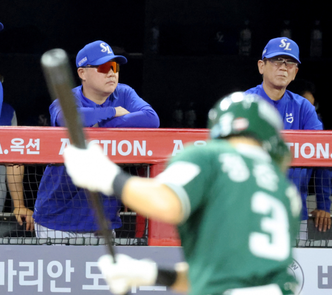[포토]'지난 가을에 만났던 팀이 왜 이렇게?' 박진만 감독