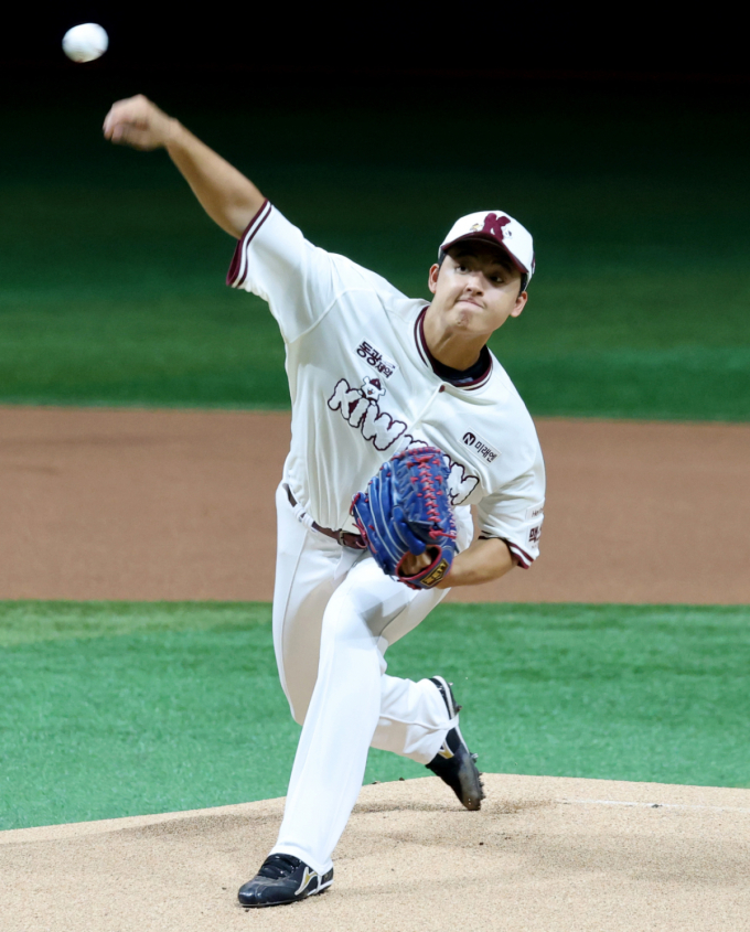 [포토]'최승용과 선발대결' 박준현