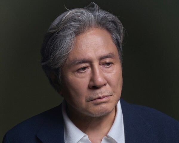'45주년' 최민식, 식지 않는 연기 갈증 [인터뷰]