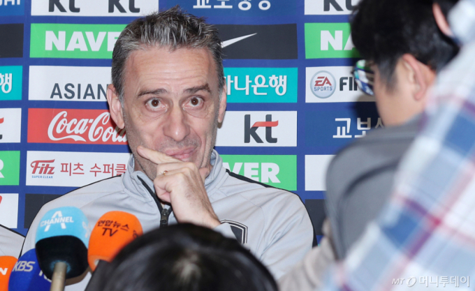 '벤버지' 돌아오신다?...대표팀 감독 지원에 축구팬 들떴다