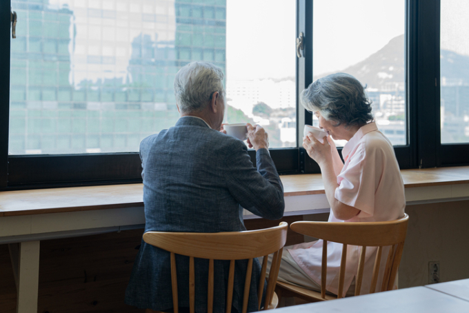 재혼 맞선에 '등산복' 입고…돌싱 여성들이 꼽은 최악 패션 1위