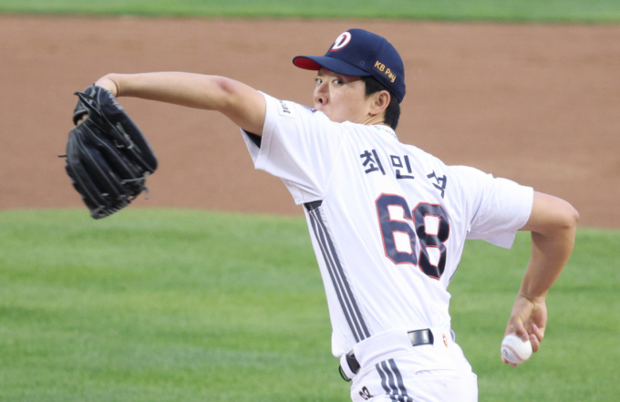 두산 최민석·LG 오스틴, 2026 6월  KBO 리그 '쉘힐릭스플레이어' 선정