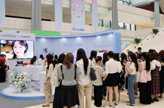 W컨셉, 베트남 팝업 흥행…동남아 공략 속도 낸다