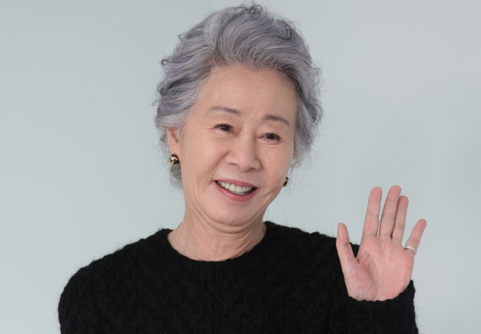 오스카 품은 윤여정, 이번엔 '최고 권위' 에미상 도전…후보 지명