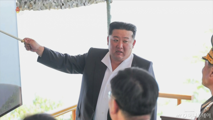 김정은, 상반기 공개활동 92회 12년만 가장 많아…군사분야 역대 최다