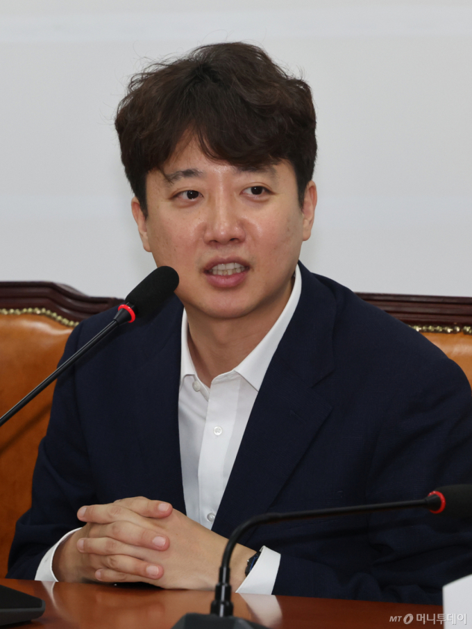 이준석 "정이한 의혹 몰랐다…한동훈, 그런 삐딱한 눈으로 보지 않았으면"