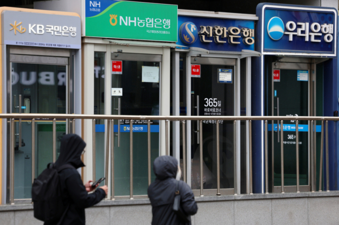 5대 금융지주, 상반기 포용금융 11.3조 공급…연체채권 2조 털었다