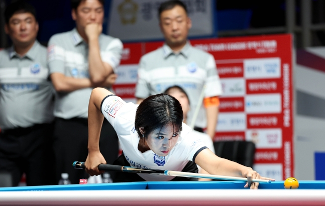 '챔피언' 하나카드 잡은 우리금융, 1R 단독 선두 등극 [PBA 팀리그]