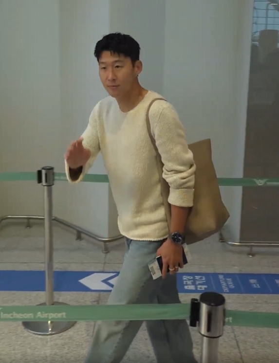 '청문회 황당 해프닝' 손흥민, 한국 떠났다... 월드컵 아픔 딛고 MLS 후반기 준비