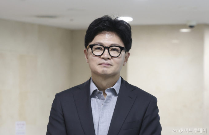 안철수 "한동훈 복당하면 파국…국민의힘에 얼씬도 말라"