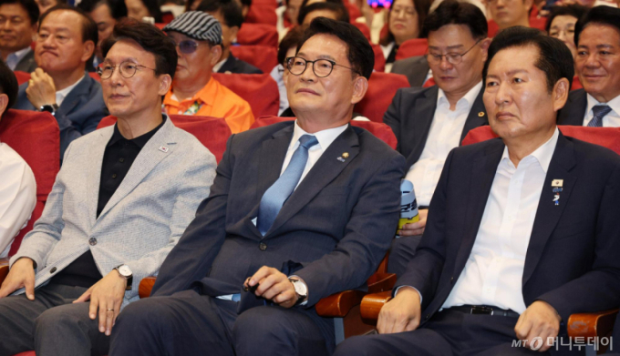 與, 전대 룰 담판 '실패' 月 공개 회의도 '패싱'…계파 갈등 최고조