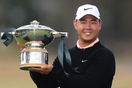 '무려 33개월 만에' 김주형, PGA 투어 정상 등극... 슬럼프 털고 '통산 4승'