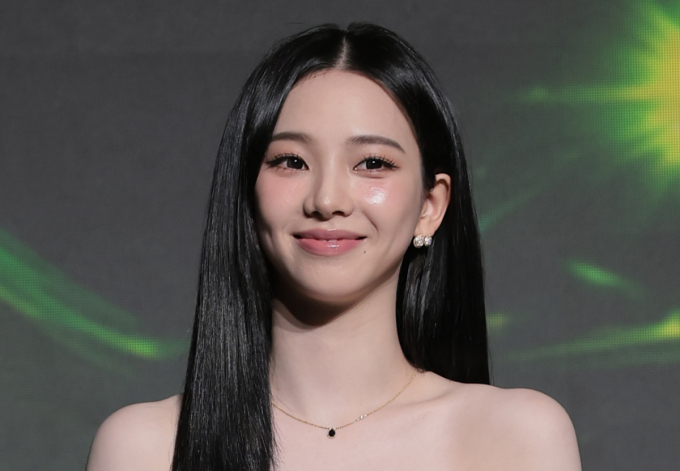 "땀복 입고 6시간 뛰어…" 카리나, 하루 만에 '4kg' 뺀 비결 [셀럽웰빙]