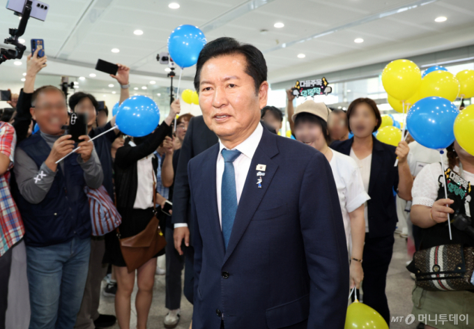정청래, 연임 출사표 "대선 출마 않겠다…진보진영 통합 완성"