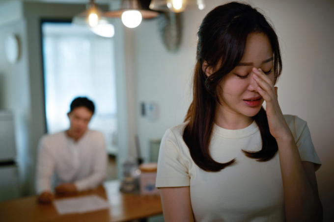 5개월 아기 어쩌고?..."육휴 쓴 남편, 시모와 유럽여행 통보"