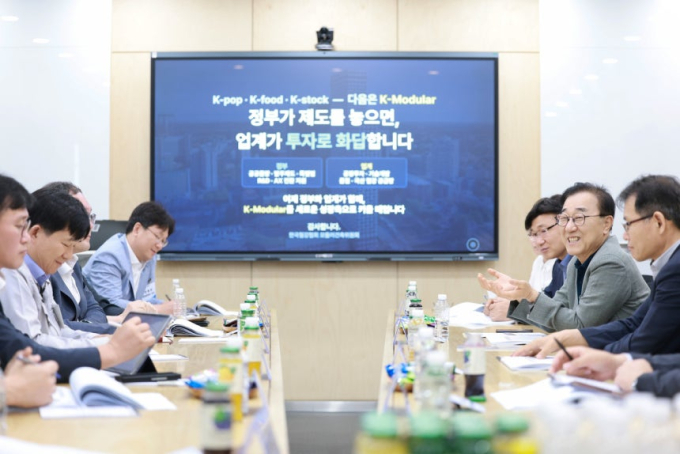 "삼성·LG도 뛰어들었는데"…모듈러 특별법·공공발주 '제자리'