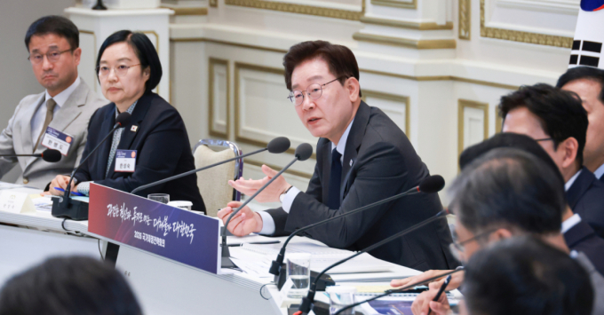 내년 예산 규모도 '메가' … 800조+α 시대 열린다