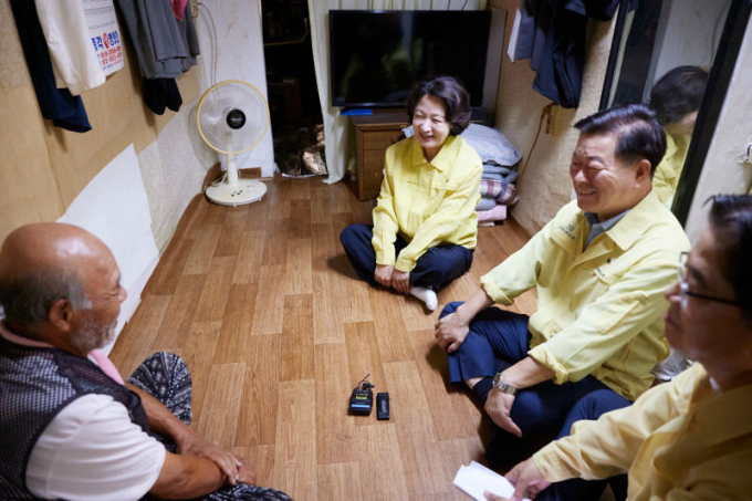 추미애 "기후위기, 취약계층에 큰 피해…추가 생계지원책 찾을 것"