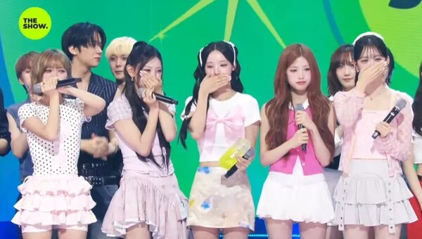 리센느, 데뷔 2년 만에 첫 음방 1위…대세 굳히기 행보