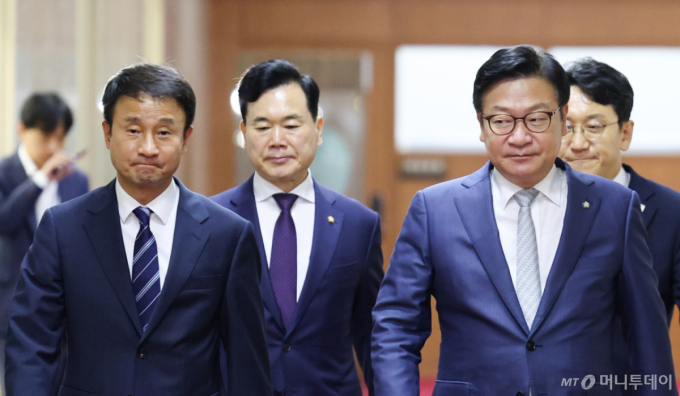 '제헌절 데드라인' 코앞인데…여야 원 구성 협상 평행선
