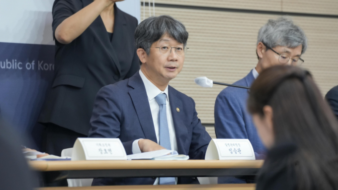 임승관 질병청장 "감염병 대응력 고도화…mRNA 국산 백신 2상 돌입"