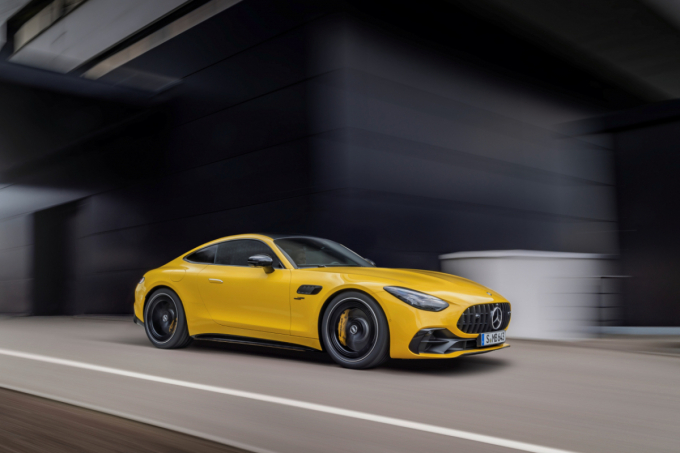 벤츠코리아, 후륜구동 스포츠카 'AMG GT 43'출시…1억4950만원부터
