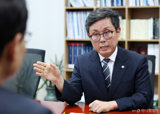 與안도걸 "세수 5% 변동 시 추경 편성"…국가재정법 개정안 발의