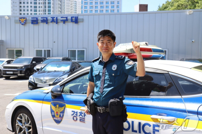 탁구 하다 '픽' 쓰러진 70대…'비번 경찰관'이 구했다