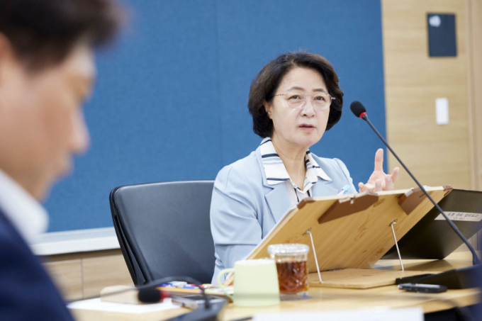 추미애, 삼전닉스에 행정권고 "TSMC처럼 공정수 재사용 늘려라"