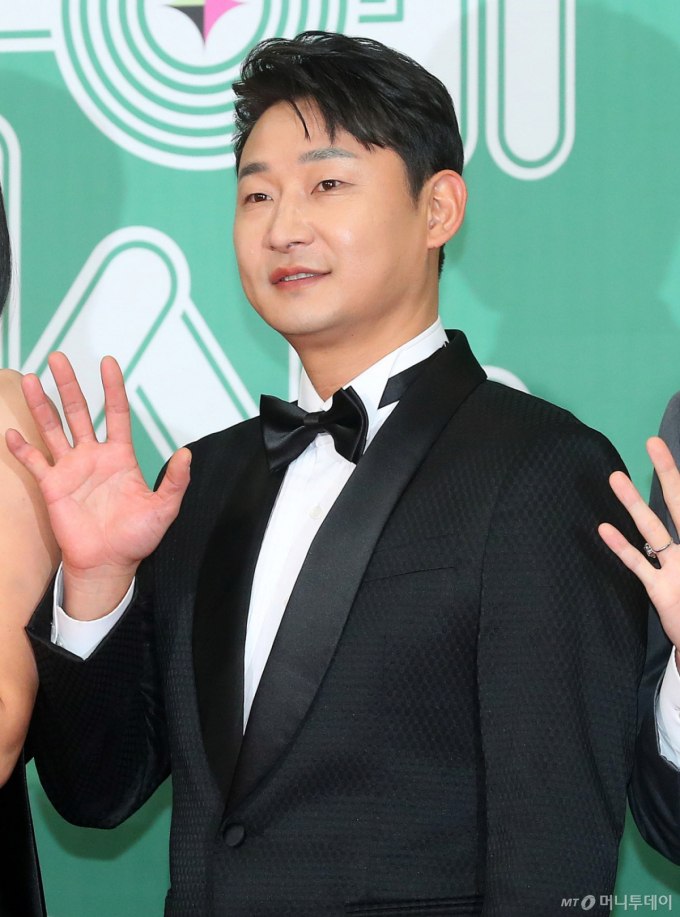 회장·감독 물갈이로 해결?...이천수 "축협 실세 5인방 물러나야"