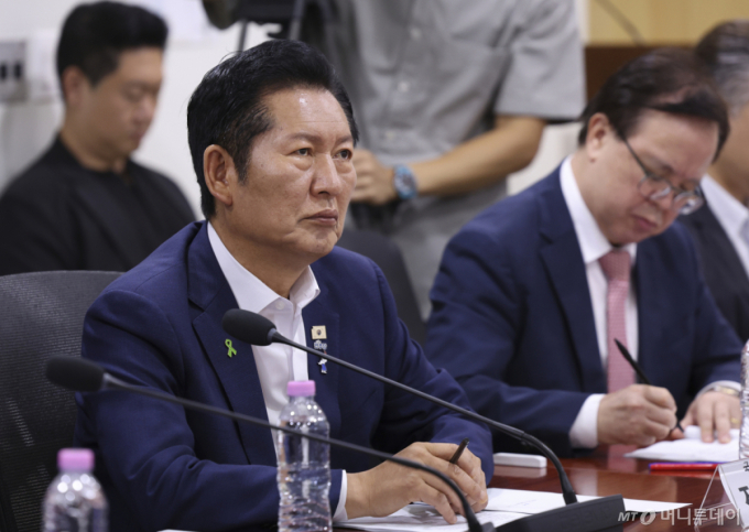 정청래 "만나는 사람마다 '괜찮냐' 물어…오직 당원만 믿고 간다"