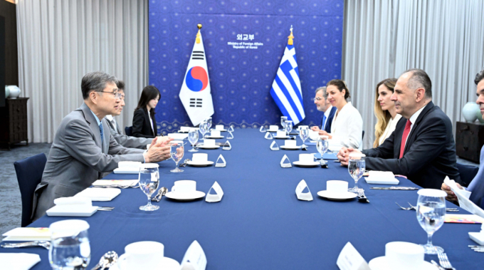 한·그리스 외교장관회담 개최…"조선·해운 등 협력 확대"