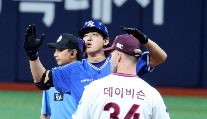[포토] '시원하니 터지는구나!' 2루타 구자욱